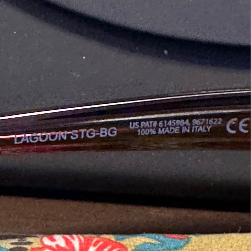 Maui Jim Polarized Sunglasses - Picture 6 of 9